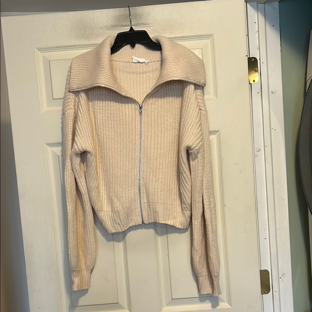 NIA Zip Front Long Sleeve Cowl-neck Sweater Size Large